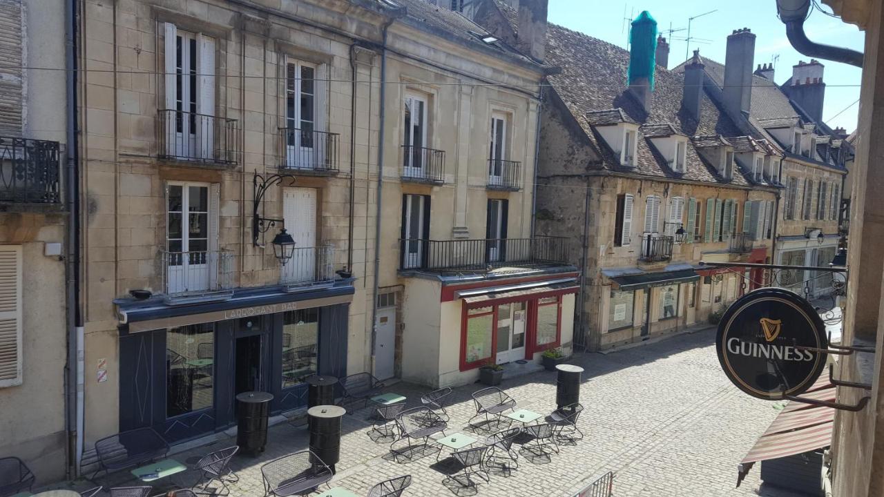 Appartements Chez Delphine Et Guillaume Au Coeur De Semur En Auxois Exteriör bild