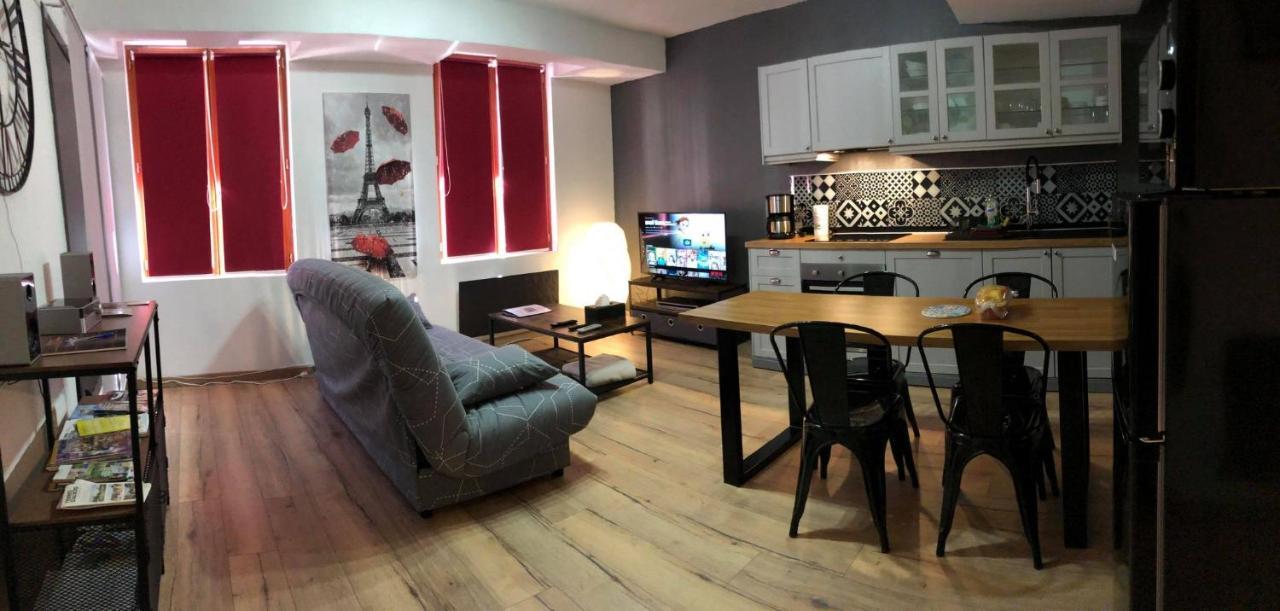 Appartements Chez Delphine Et Guillaume Au Coeur De Semur En Auxois Exteriör bild
